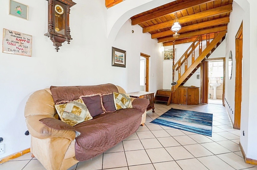 5 Bedroom Property for Sale in Knysna Central Western Cape
